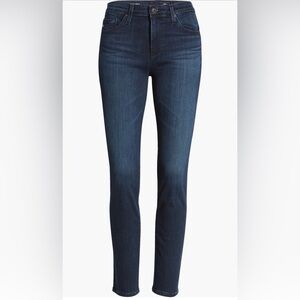 AG Jeans The Prima Mid Rise Stretch Ankle Cigarette Jeans -
Size 26